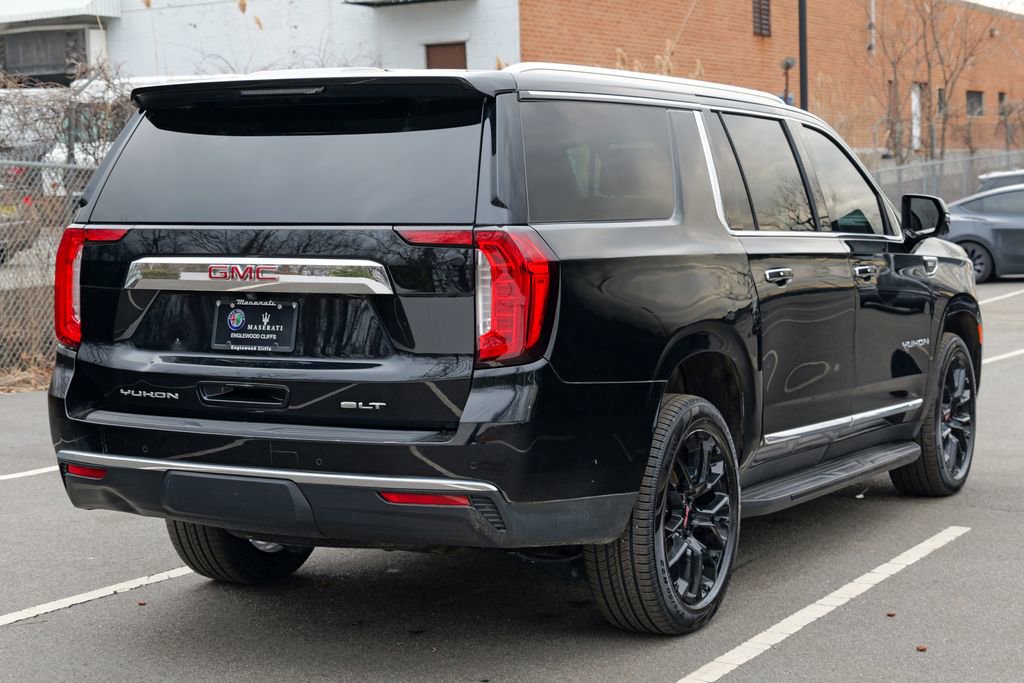 Used 2023 GMC Yukon XL SLT w/ SLT Premium Package image 7