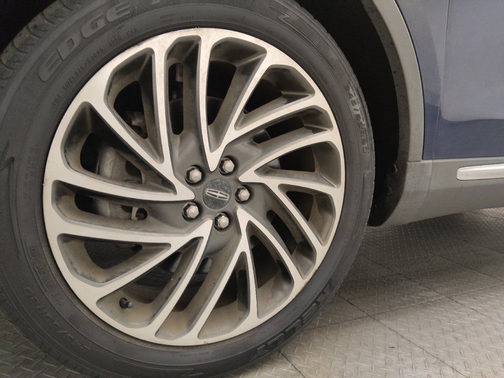 Used 2019 Lincoln Nautilus Reserve image 31