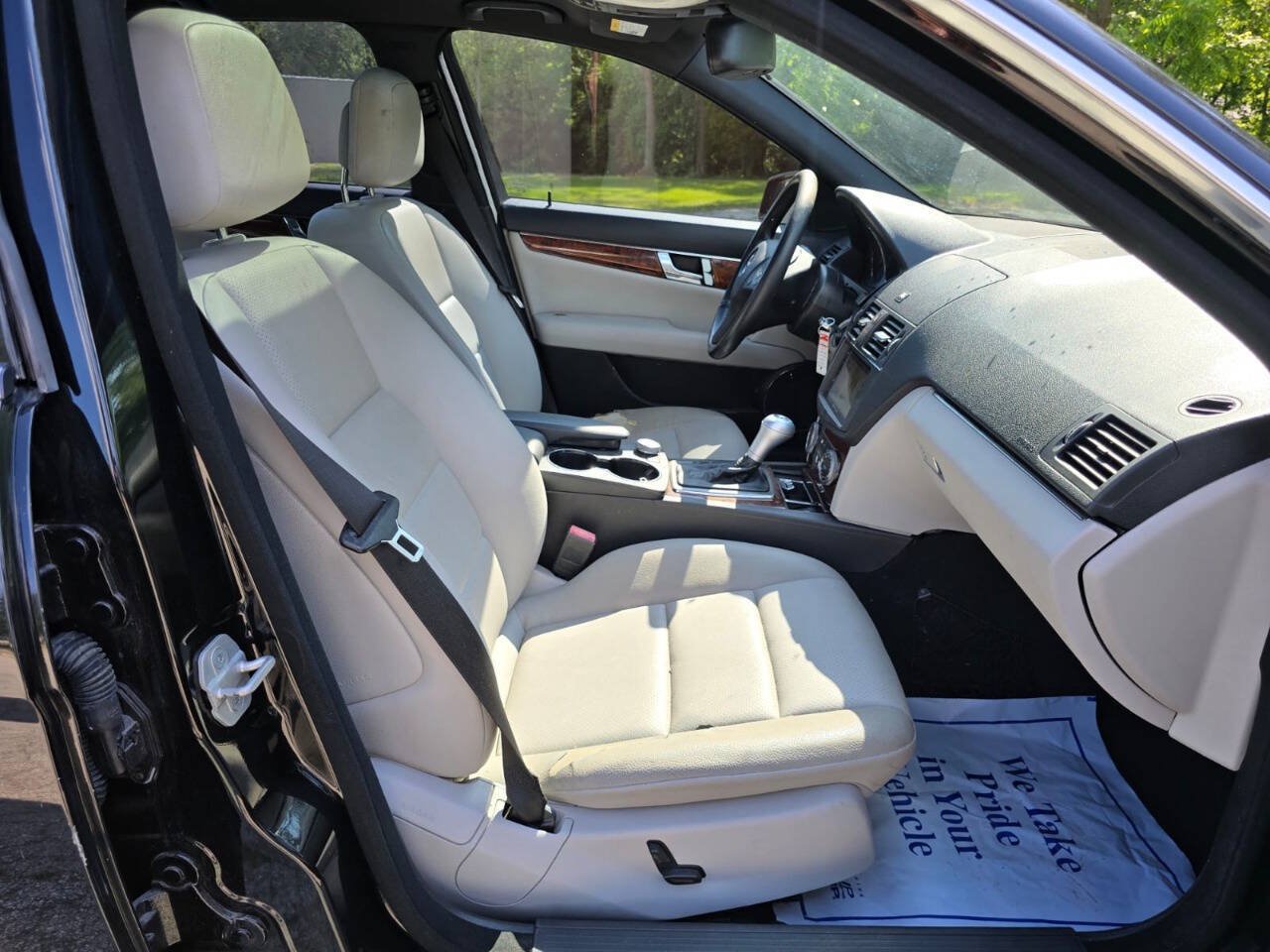 Used 2011 Mercedes-Benz C 300 Sedan image 13