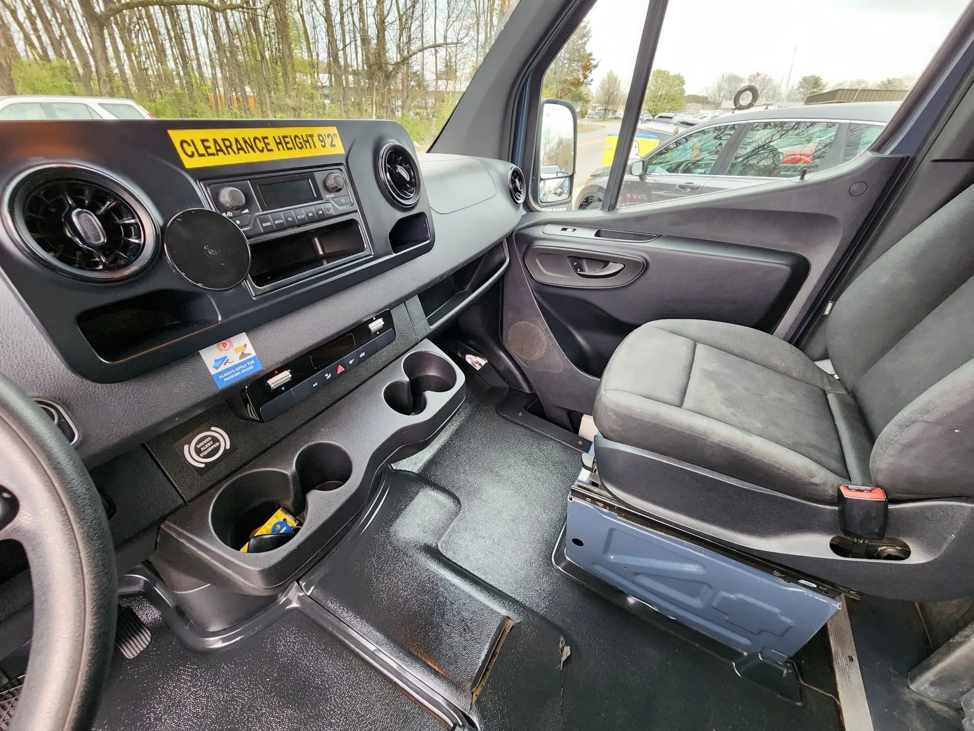 Used 2019 Mercedes-Benz Sprinter 144 image 13