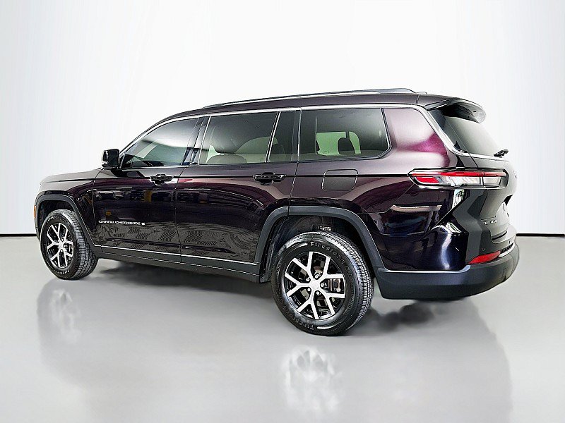 Used 2023 Jeep Grand Cherokee L Limited AWD/4WD image 5
