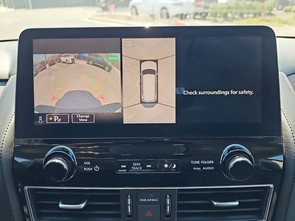 Used 2024 Nissan Armada SL w/ Captain's Chairs Package image 27