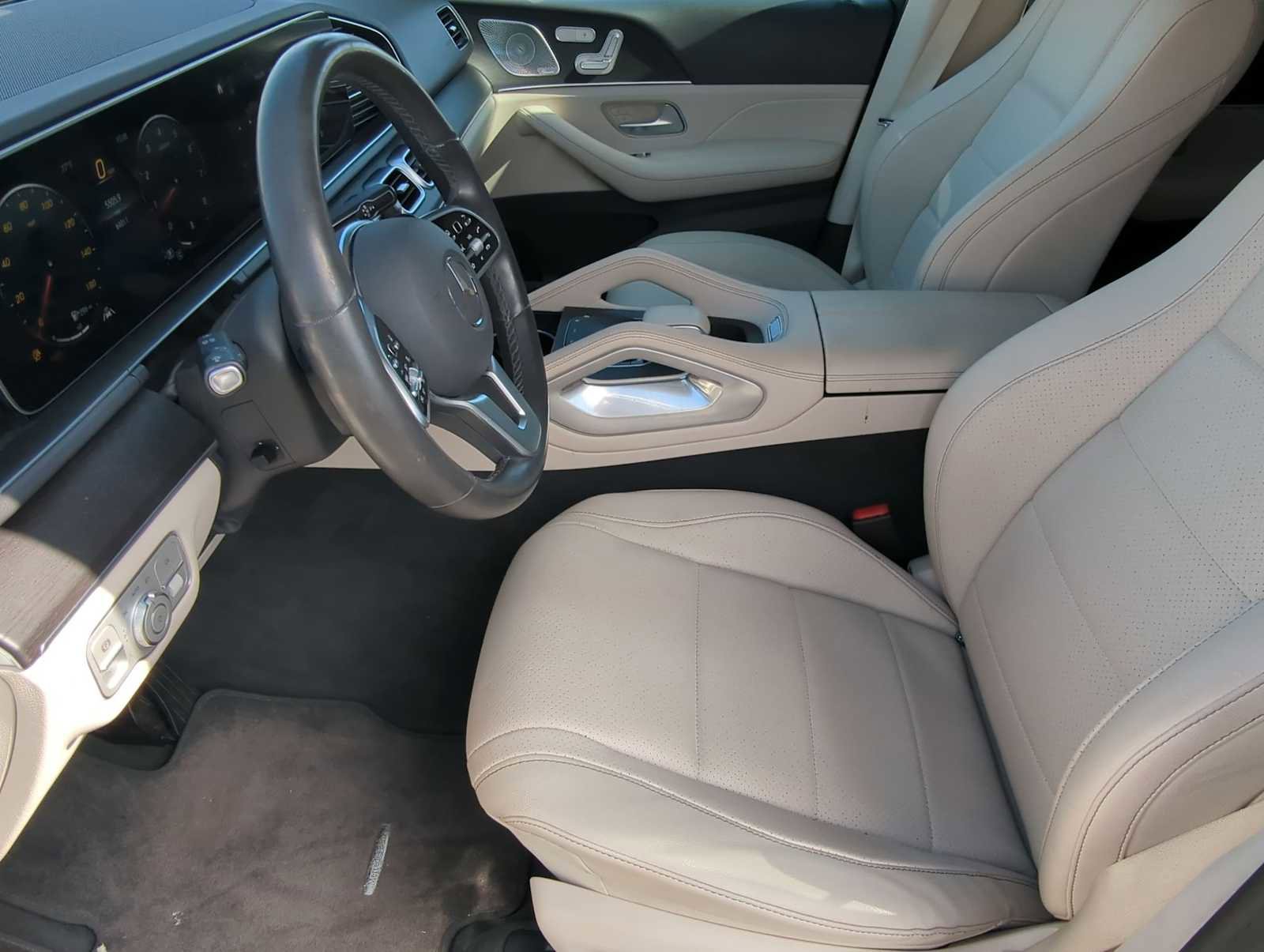 Used 2020 Mercedes-Benz GLE 350 4MATIC image 10