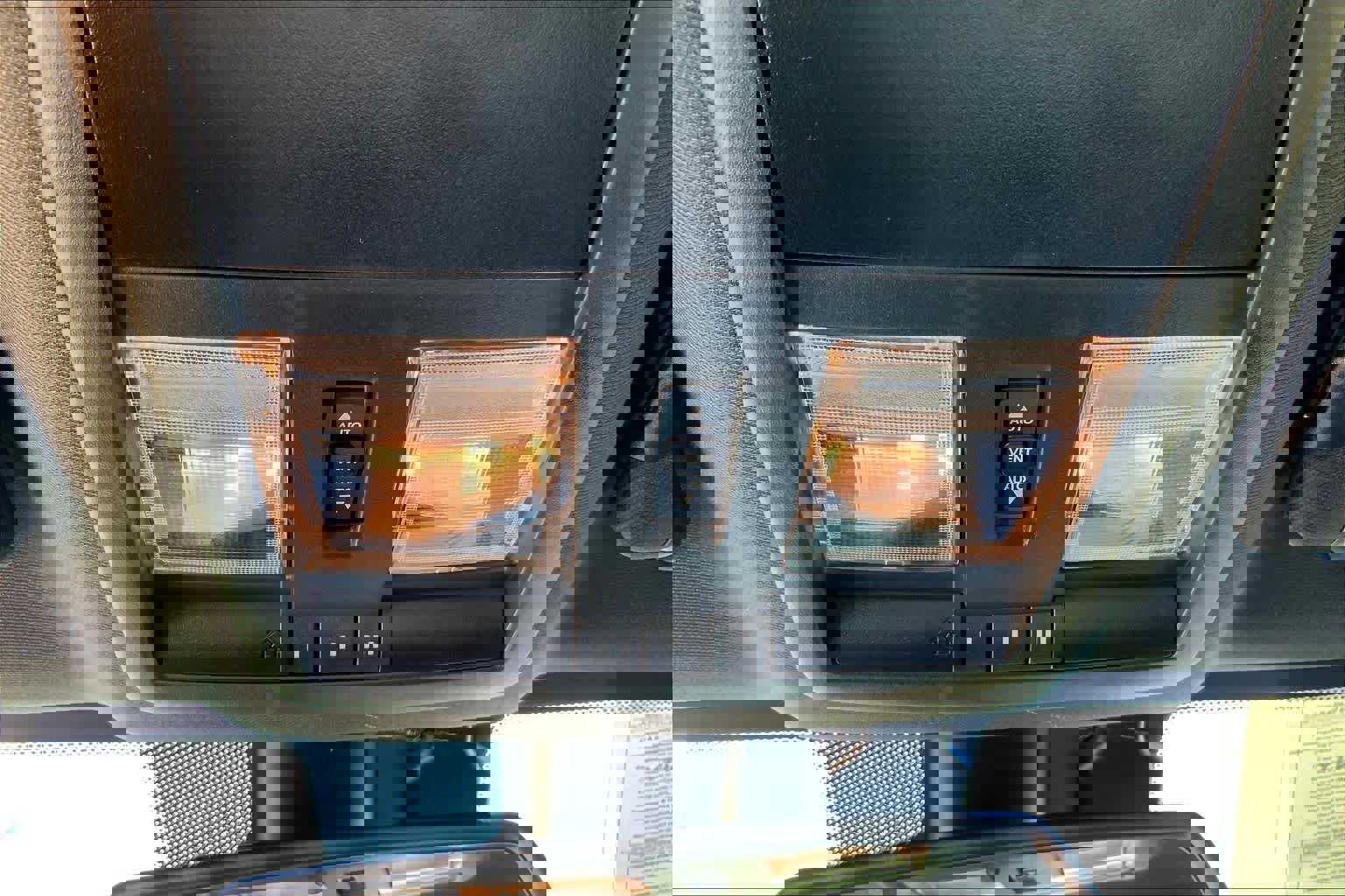 Used 2023 Dodge Challenger GT w/ Plus Package image 28