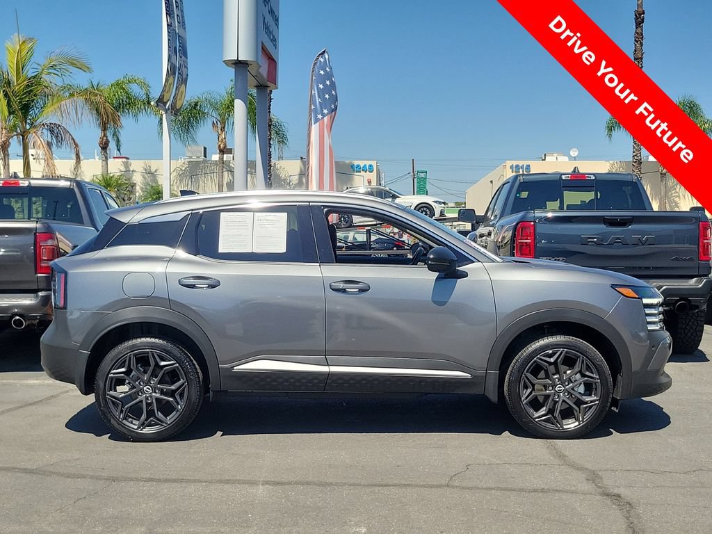 Certified 2026 Nissan Kicks SR FWD image 31