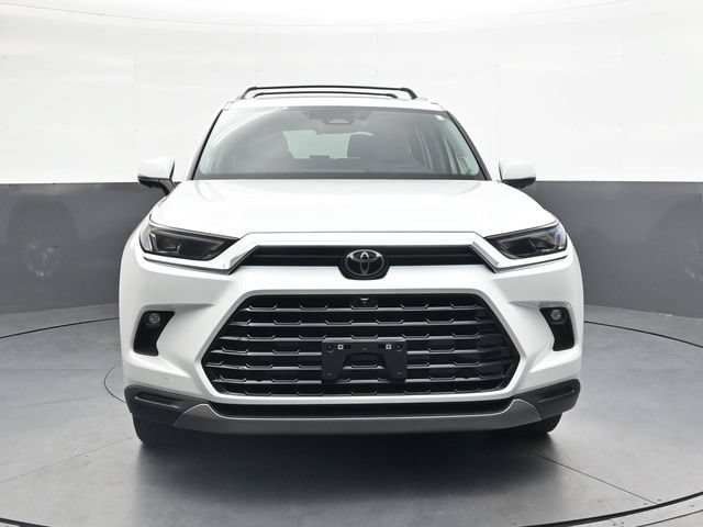Used 2024 Toyota Grand Highlander AWD image 10