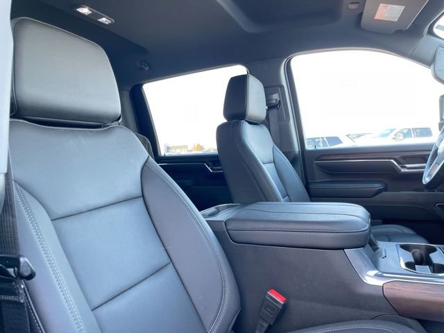 Used 2024 GMC Sierra 2500 SLT w/ SLT Premium Package image 15