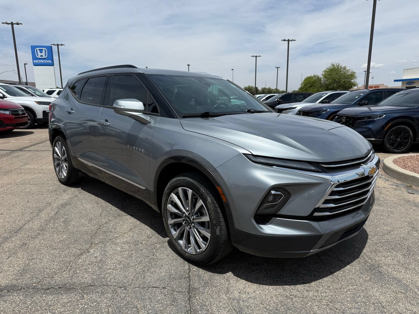 Used 2024 Chevrolet Blazer Premier w/ Driver Confidence II Package FWD image 3