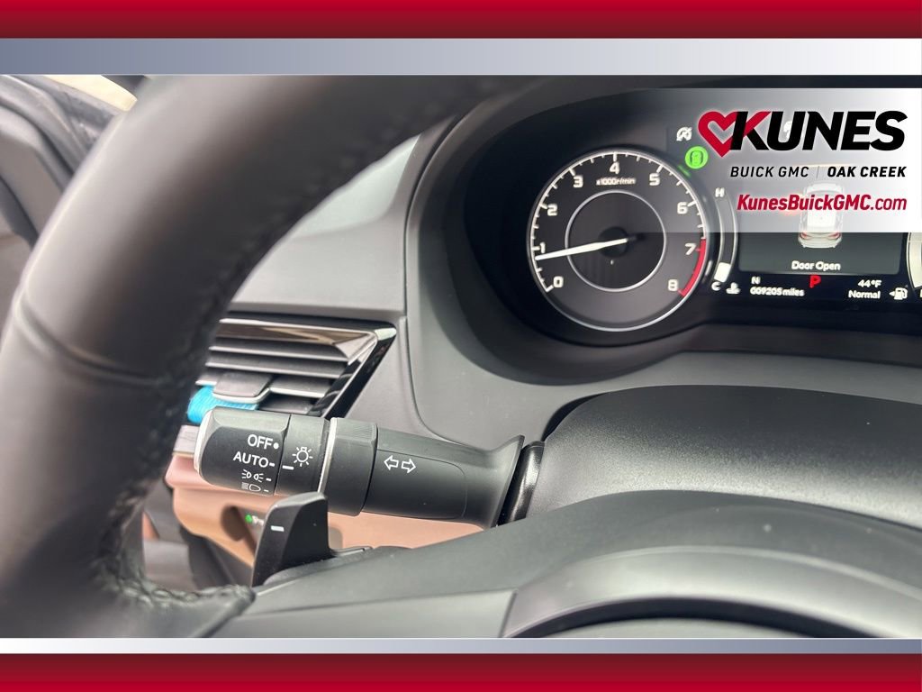 Used 2025 Acura RDX w/ Technology Package image 14