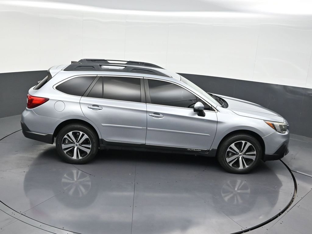 Used 2019 Subaru Outback 3.6R Limited image 24