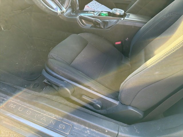 Used 2014 Ford Mustang Coupe image 9