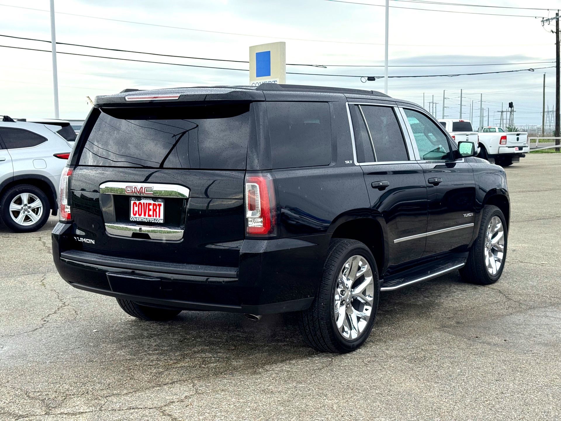 Used 2017 GMC Yukon SLT w/ Open Road Package image 6