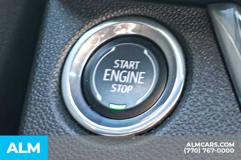 Used 2025 Buick Envista Preferred image 38