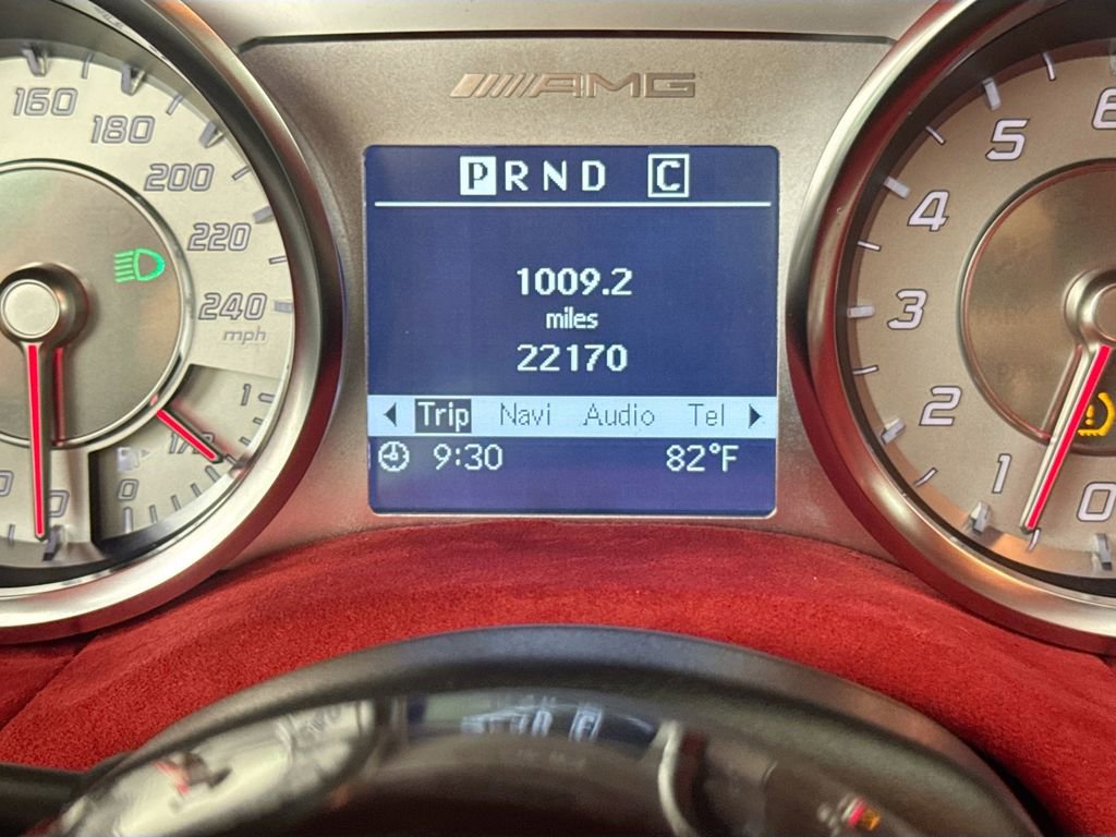 Used 2011 Mercedes-Benz SLS AMG Coupe image 12