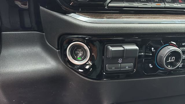 Used 2023 Chevrolet Silverado 1500 LT AWD/4WD image 28