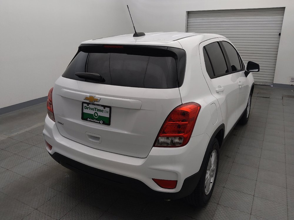 Used 2020 Chevrolet Trax LS w/ Tint and Cruise Package FWD image 7