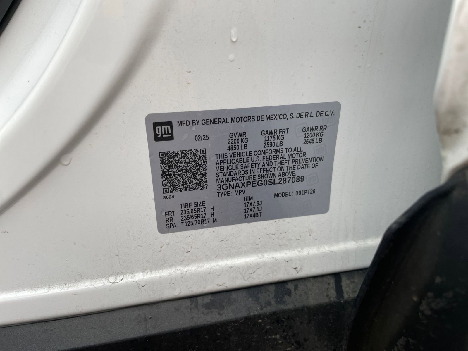 Used 2025 Chevrolet Equinox LT image 28