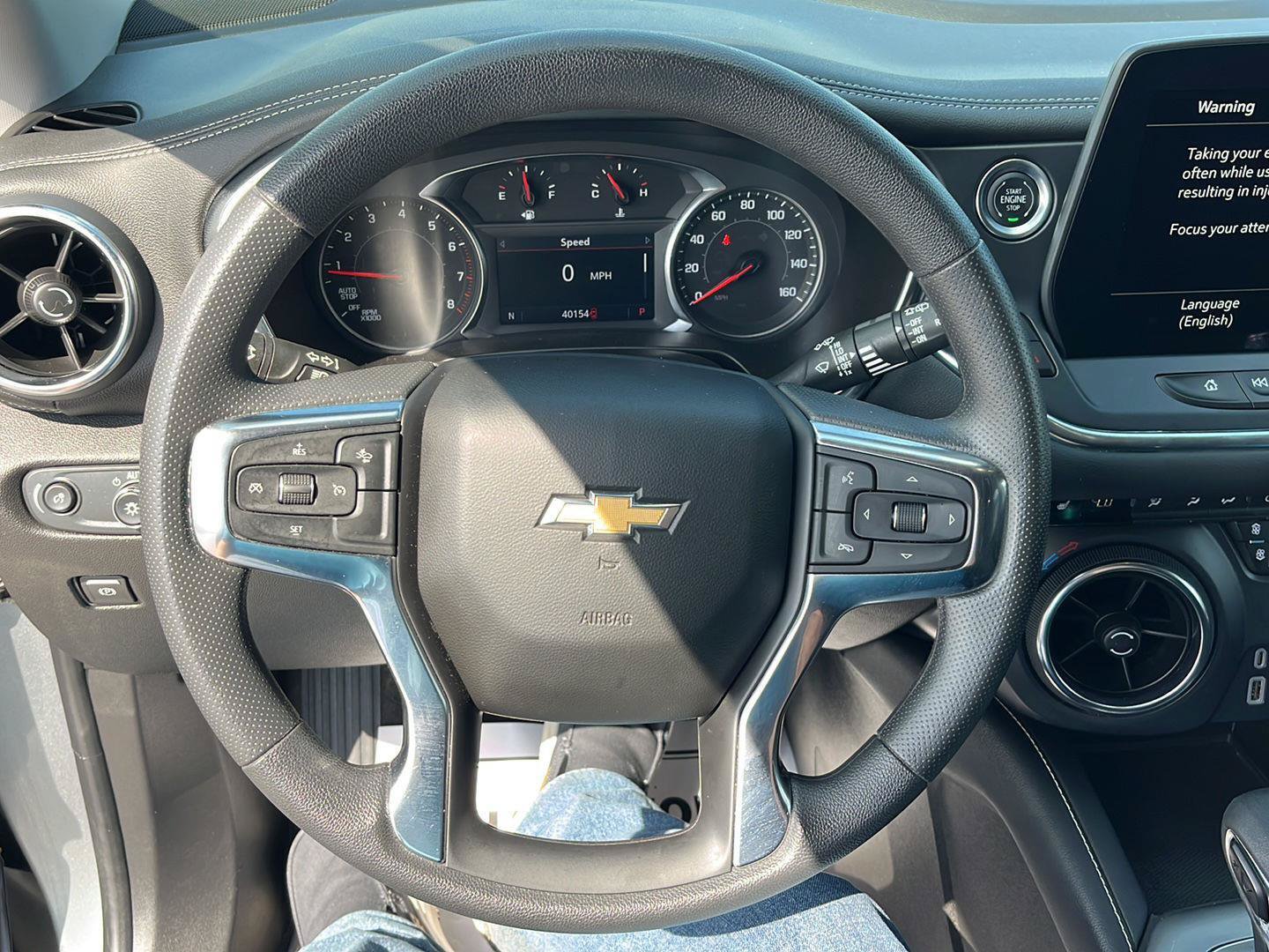 Used 2025 Chevrolet Blazer LT FWD image 9