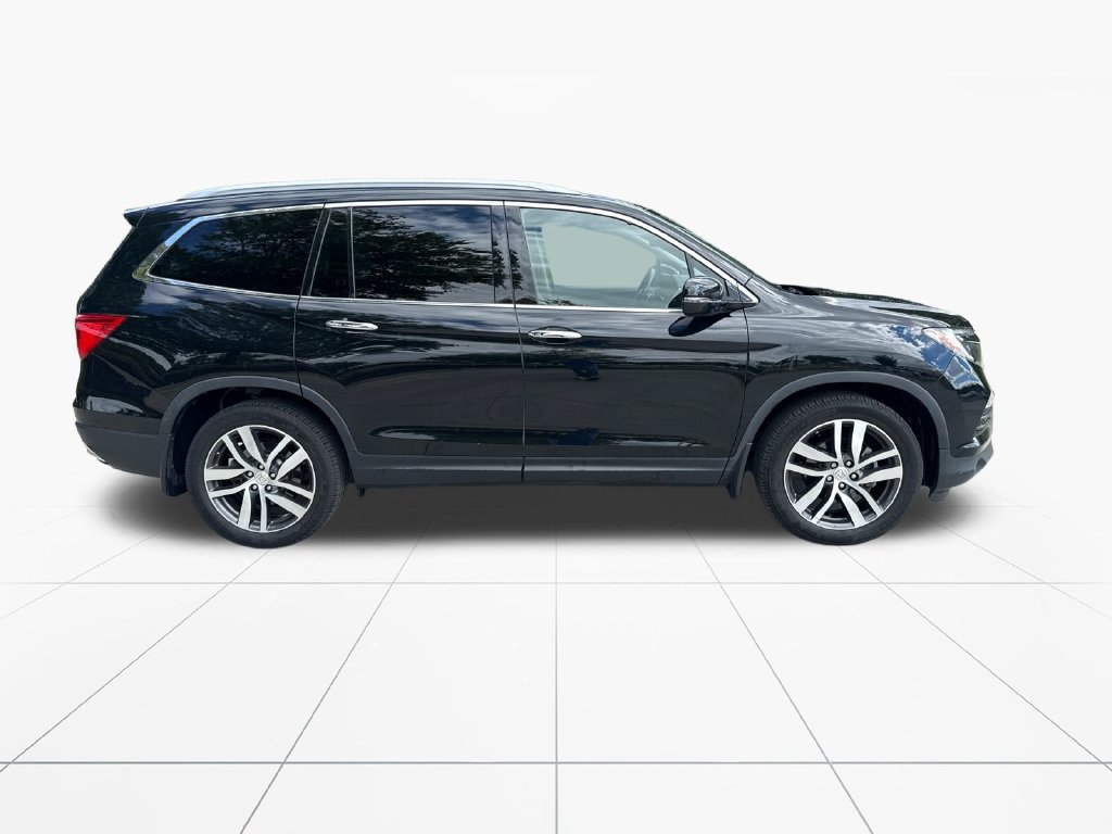 Used 2017 Honda Pilot Elite image 9
