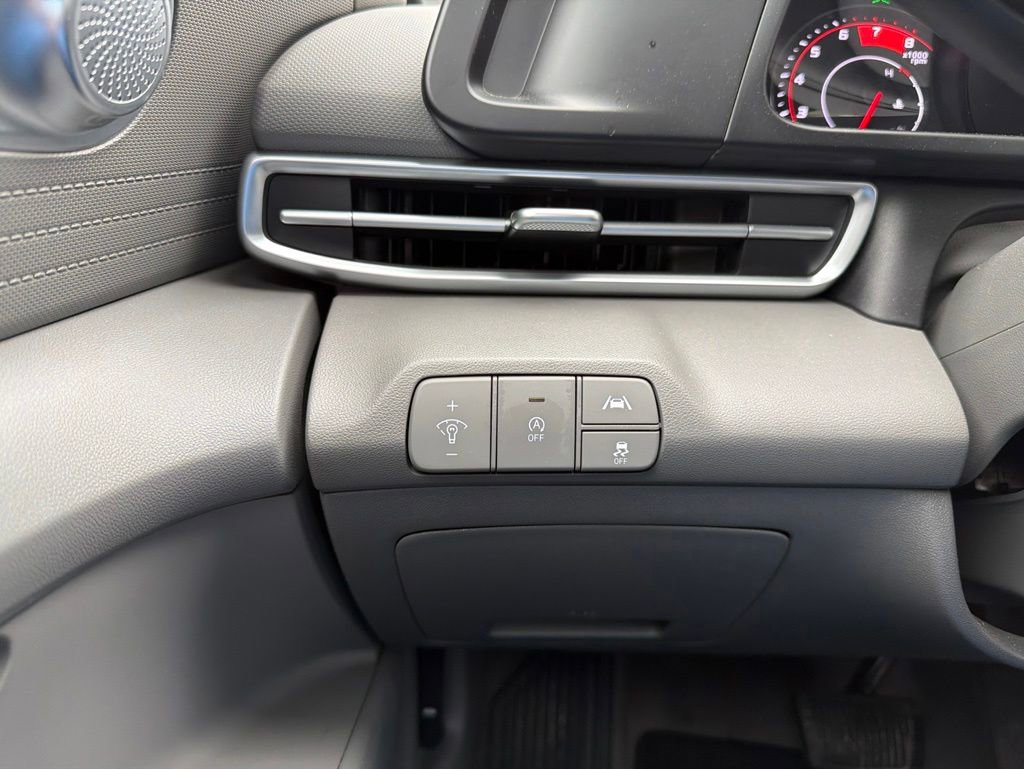 Certified 2023 Hyundai Elantra SE FWD image 27