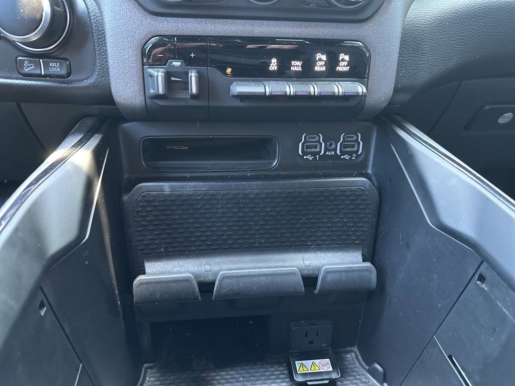Used 2021 RAM 1500 Big Horn AWD/4WD image 39