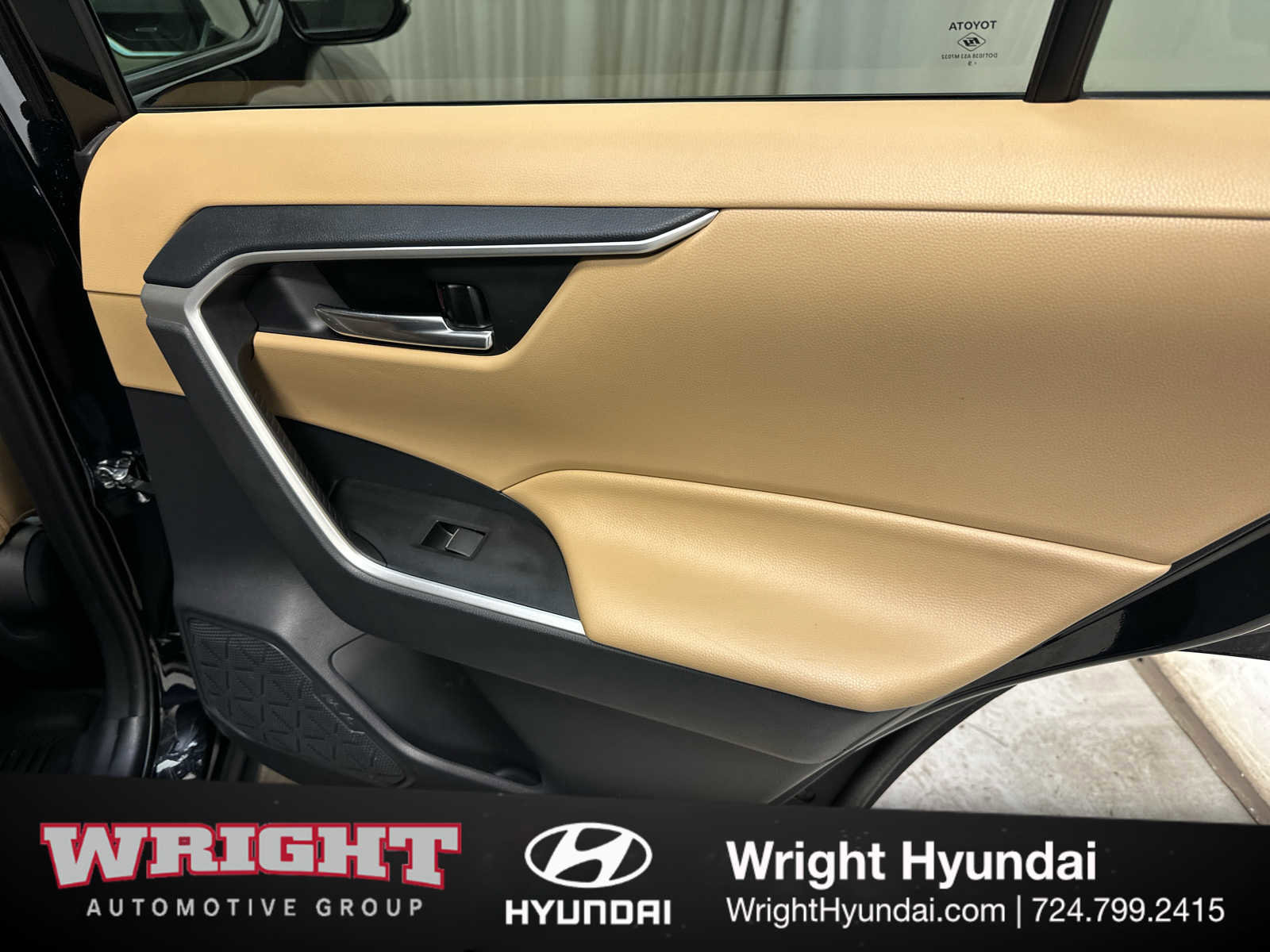 Used 2019 Toyota RAV4 XLE Premium w/ Cold Weather Package image 15