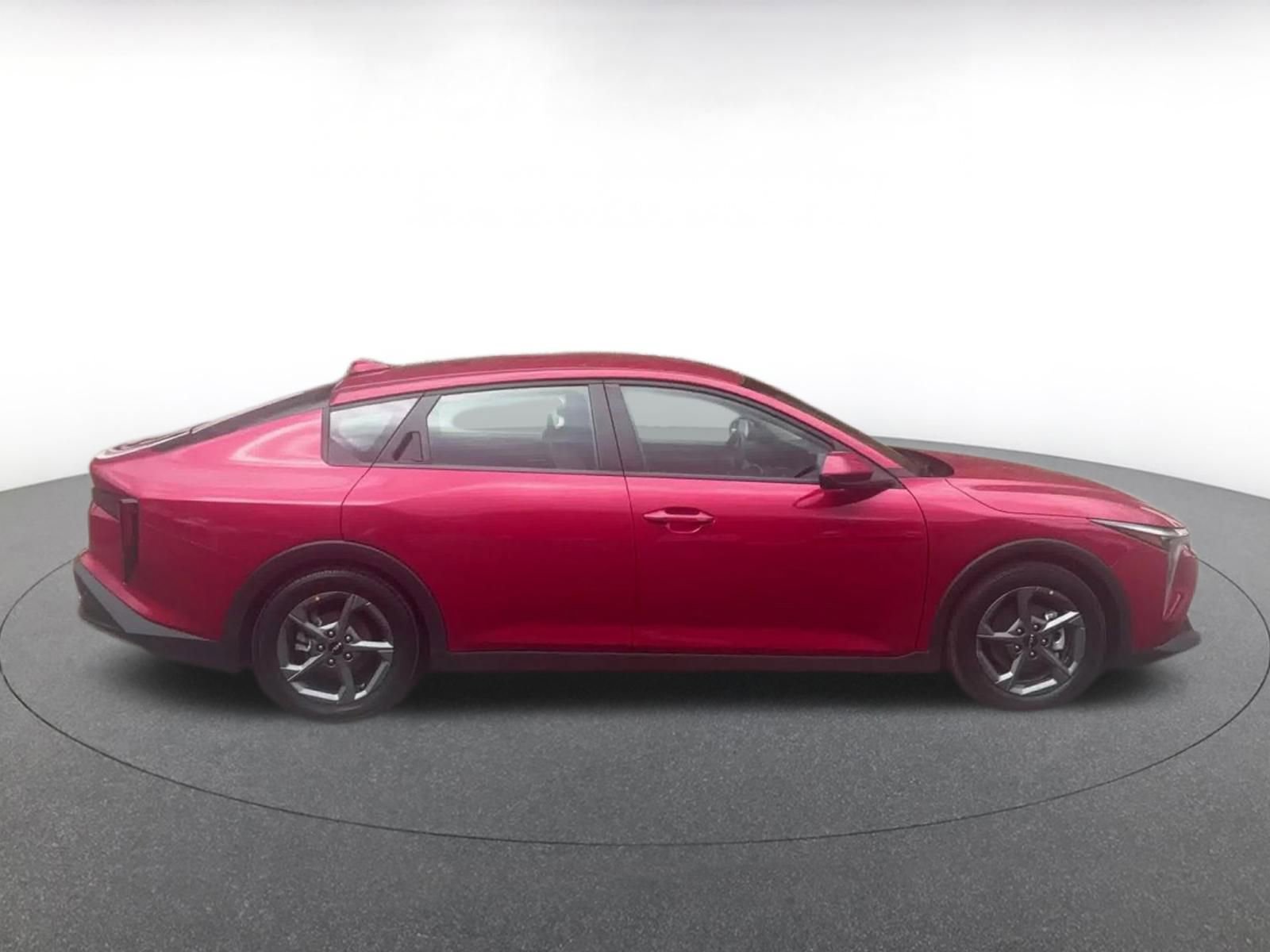 Used 2025 Kia K4 LXS image 16