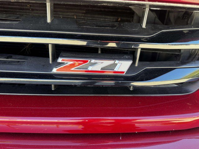 Used 2018 Chevrolet Silverado 1500 LT w/ All Star Edition AWD/4WD image 11