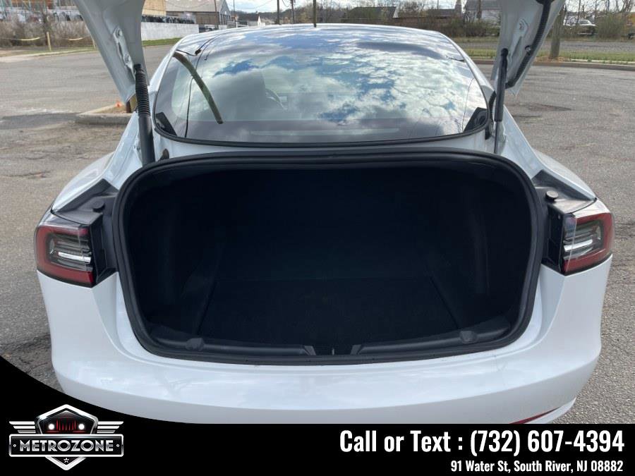 Used 2023 Tesla Model 3 Standard Range RWD image 16