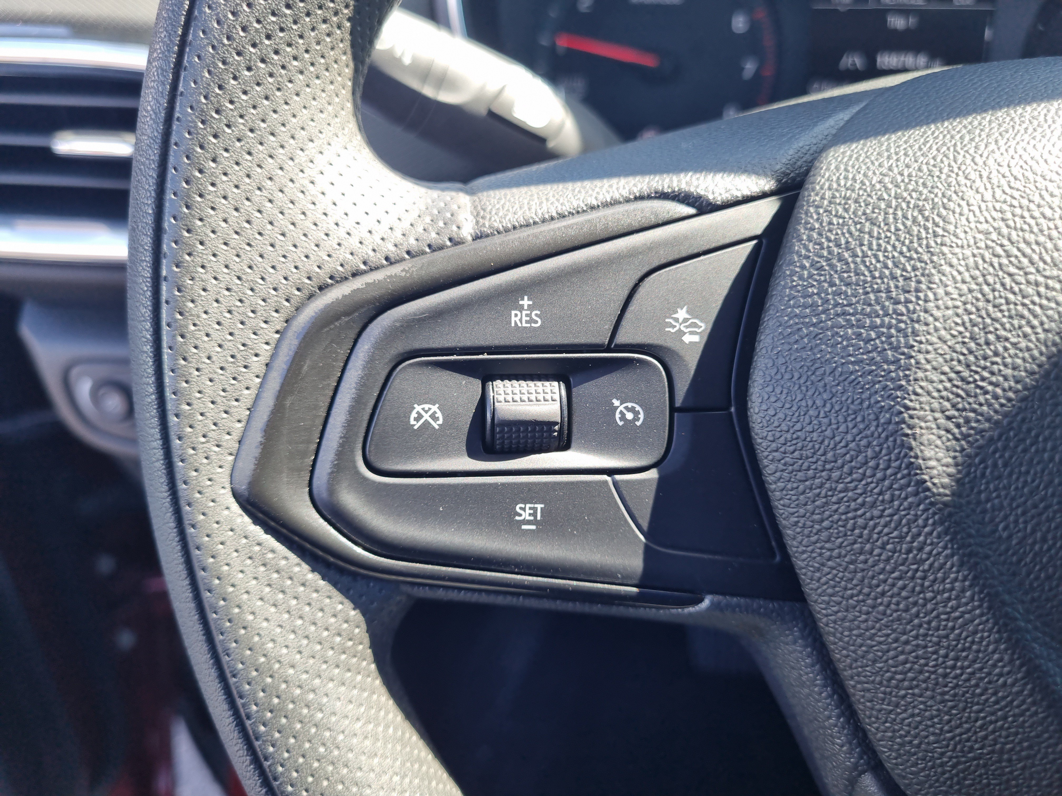 Used 2023 Chevrolet TrailBlazer LT w/ Convenience Package FWD image 25