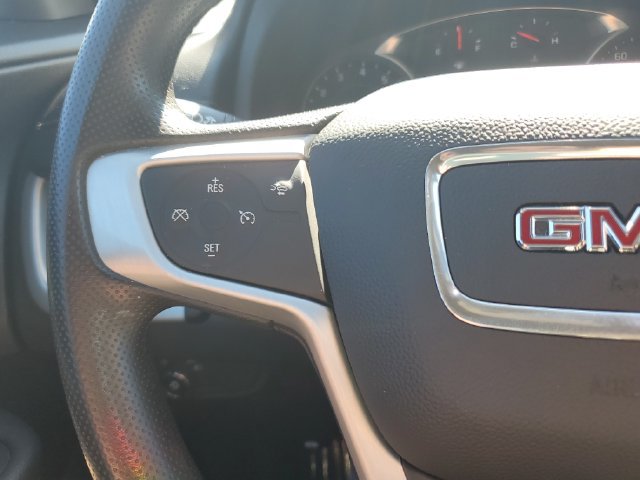 Used 2022 GMC Terrain SLE FWD image 21