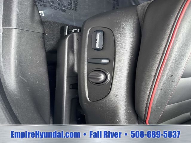 Used 2024 Chevrolet TrailBlazer RS w/ Driver Confidence Package AWD/4WD image 19