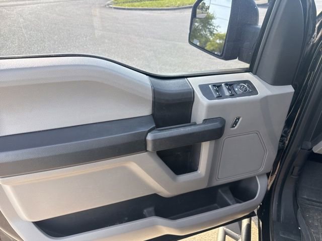 Used 2017 Ford F150 XL w/ Equipment Group 101A Mid AWD/4WD image 15