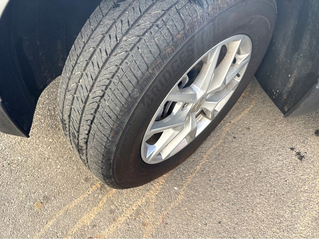 Used 2024 Chevrolet Equinox LT image 27