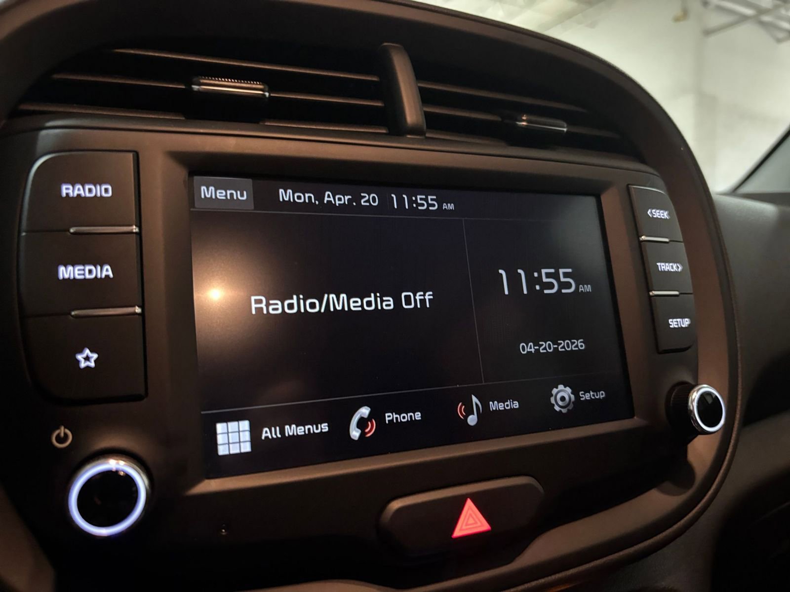 Used 2025 Kia Soul LX w/ LX Technology Package FWD image 20