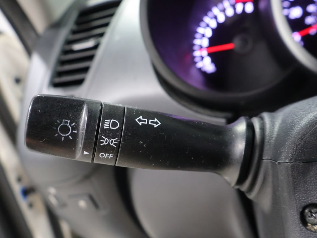 Used 2013 Kia Soul + FWD image 30