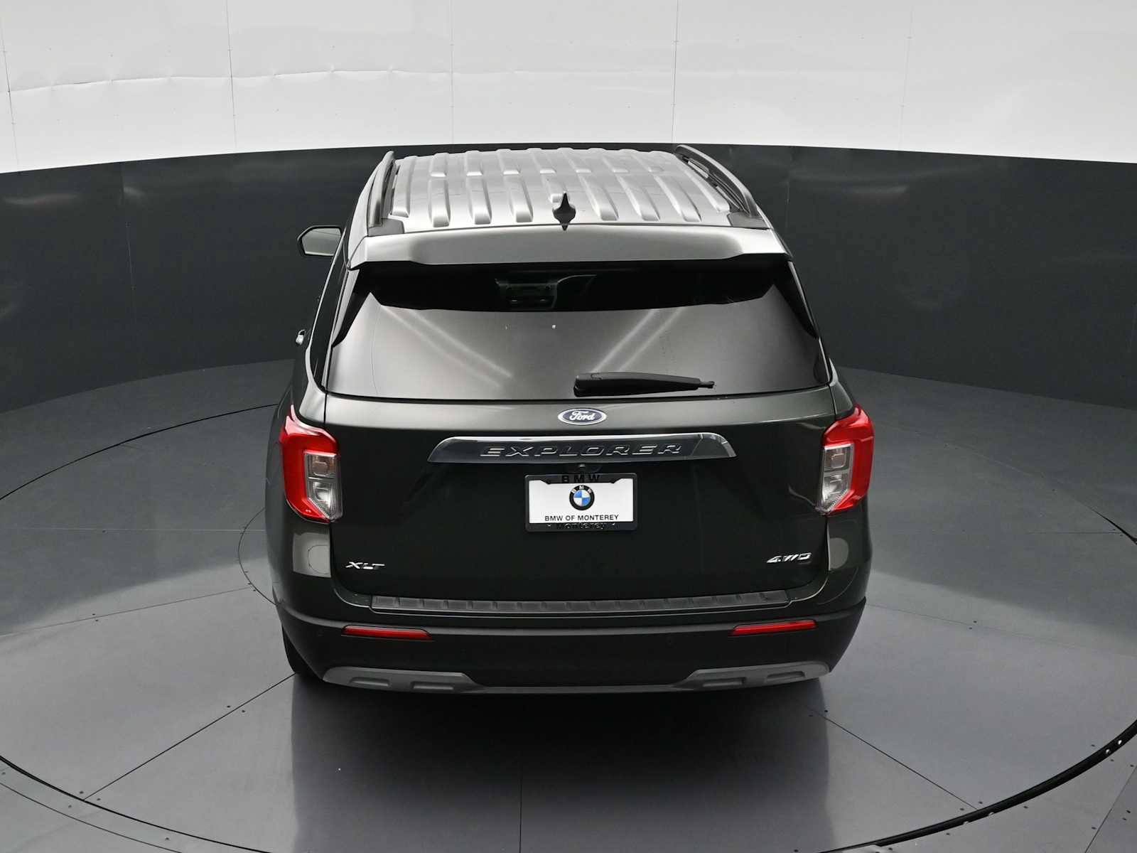 Used 2022 Ford Explorer XLT w/ Equipment Group 202A AWD/4WD image 22