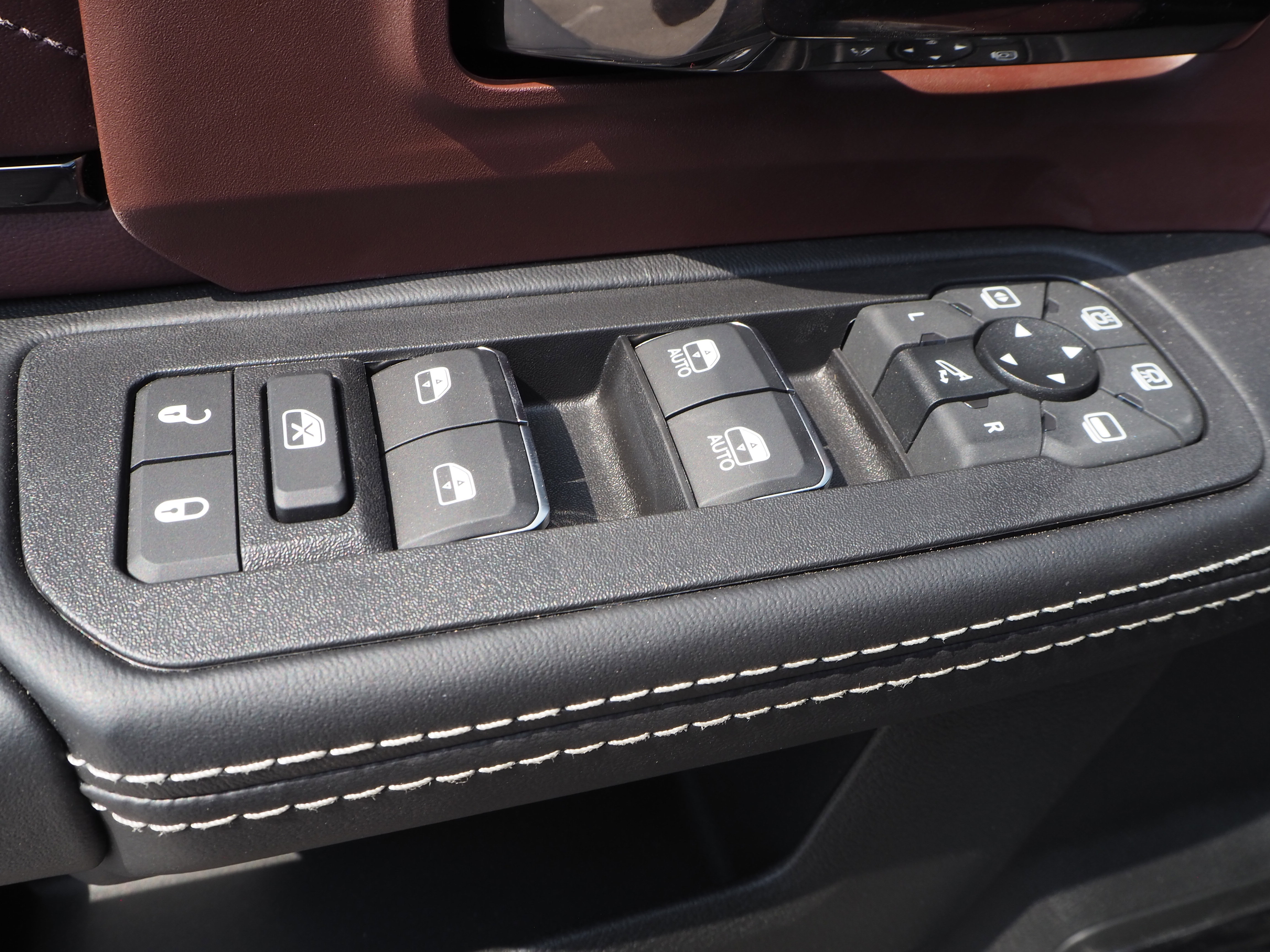 New 2025 RAM 2500 Limited AWD/4WD image 27