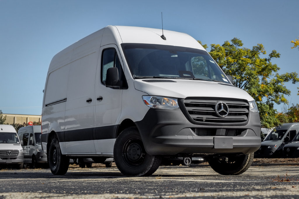 New 2025 Mercedes-Benz Sprinter 2500 image 1
