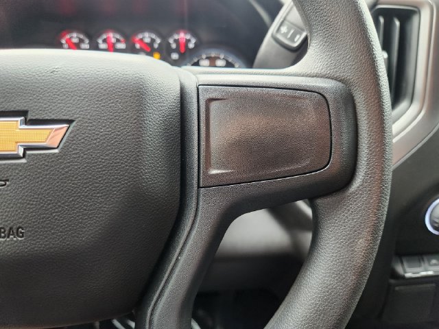 Used 2026 Chevrolet Silverado 1500 Custom RWD image 31