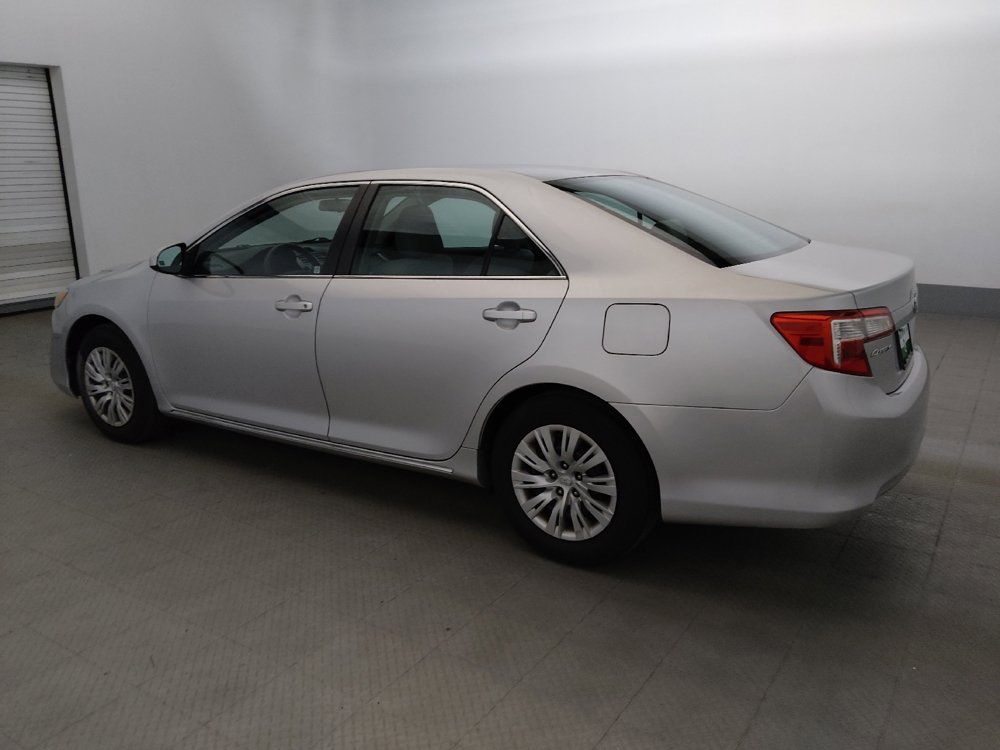 Used 2014 Toyota Camry LE FWD image 3