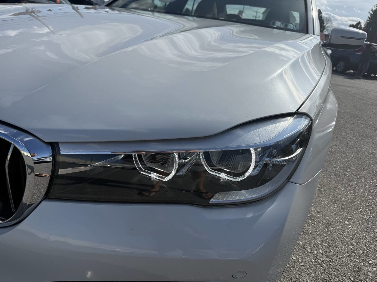 Used 2019 BMW 740i xDrive w/ Executive Package image 23