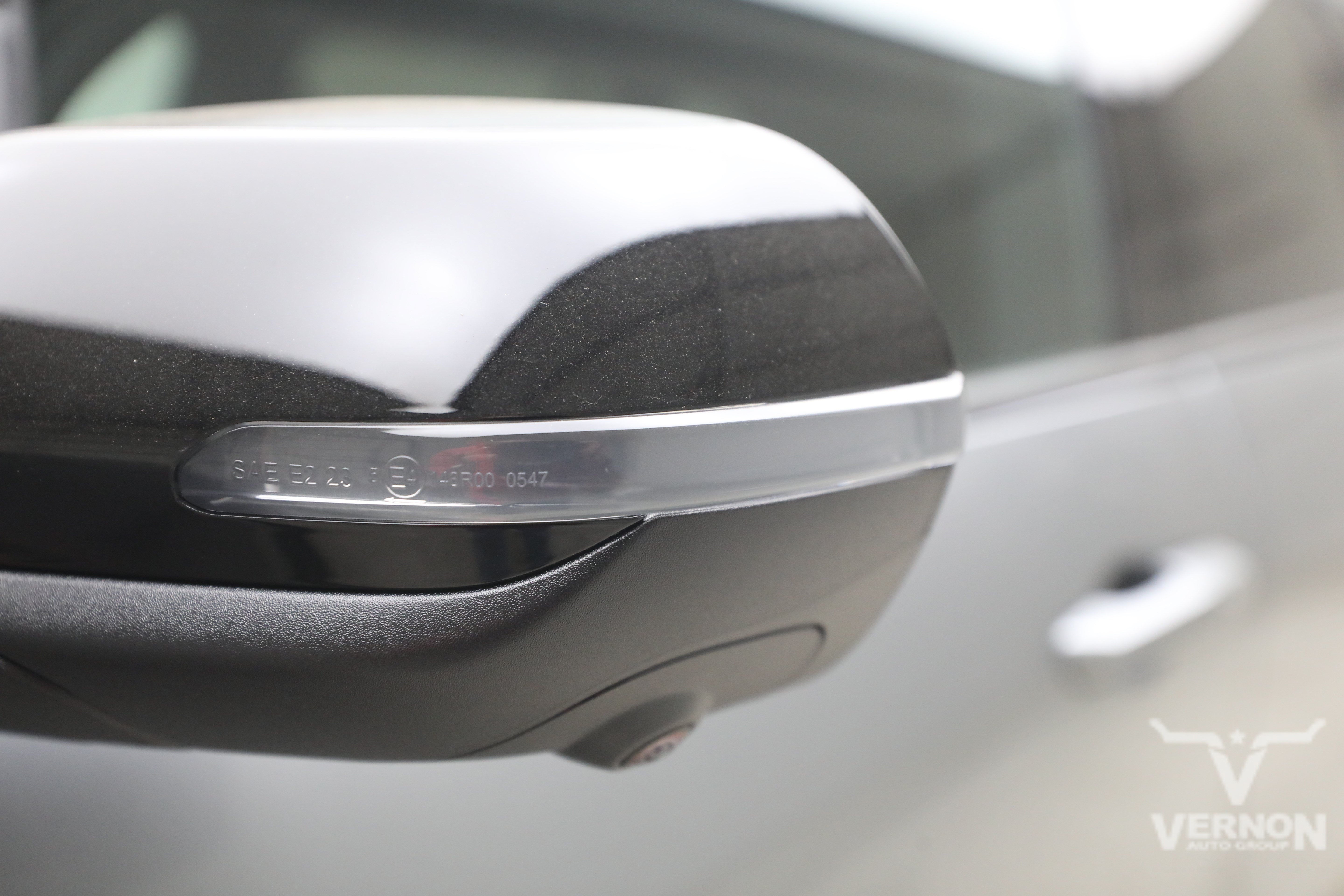 New 2027 GMC Acadia Elevation FWD image 33