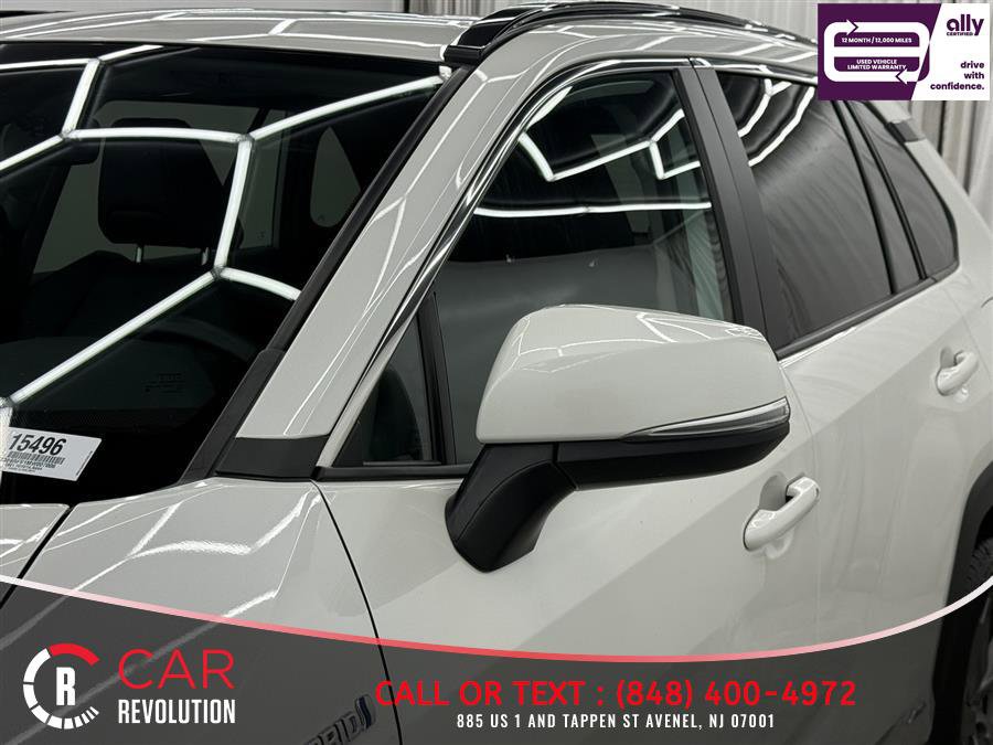 Used 2021 Toyota RAV4 XLE Premium AWD/4WD image 43