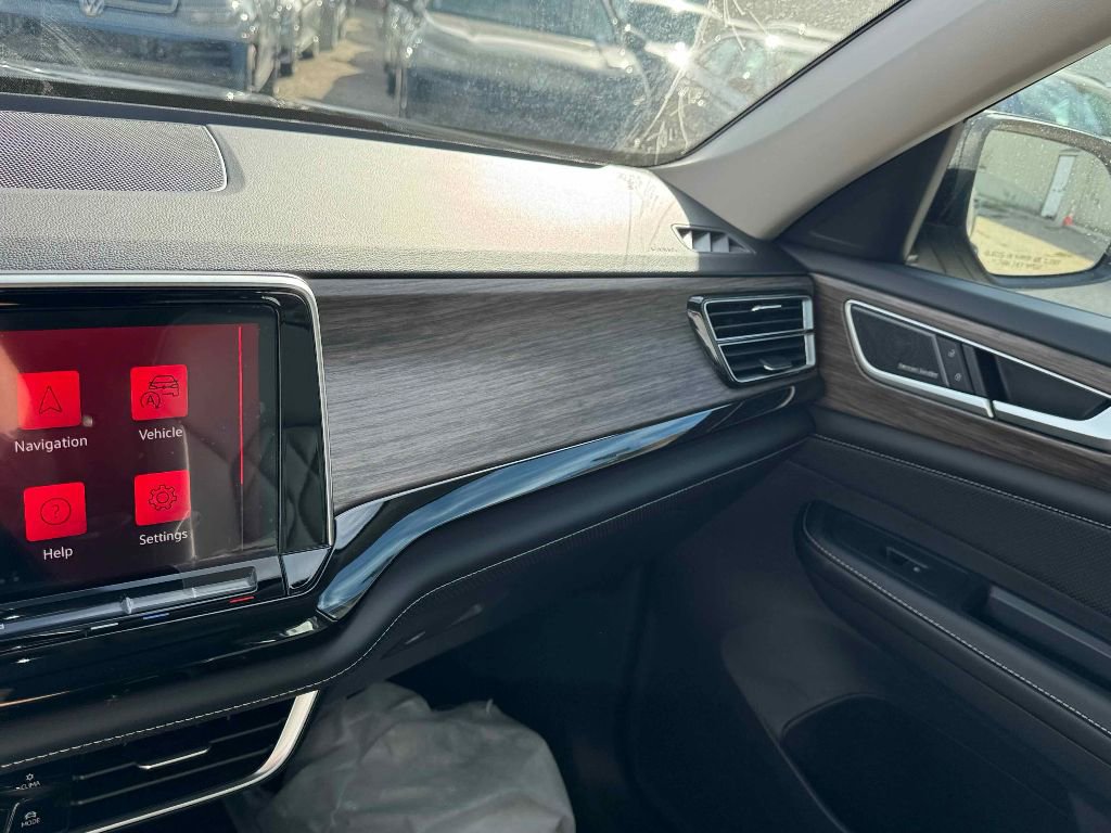 New 2026 Volkswagen Atlas SEL Premium R-Line image 17