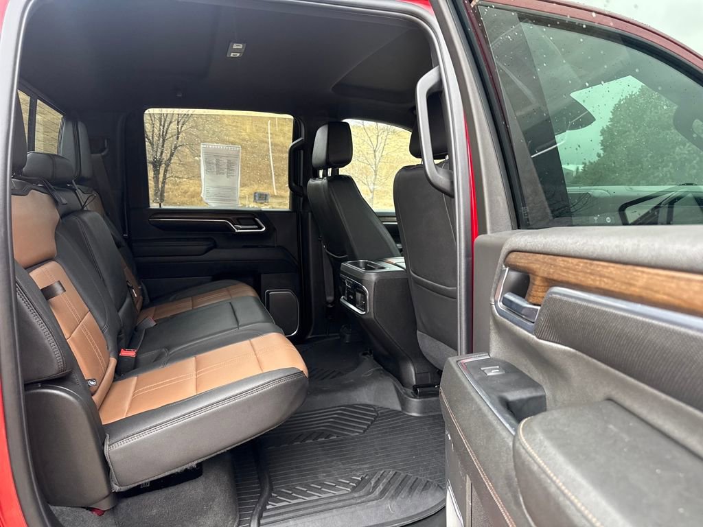Used 2024 Chevrolet Silverado 2500 High Country image 24