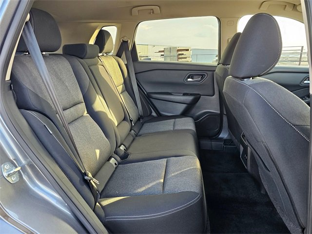 Used 2024 Nissan Rogue SV image 14