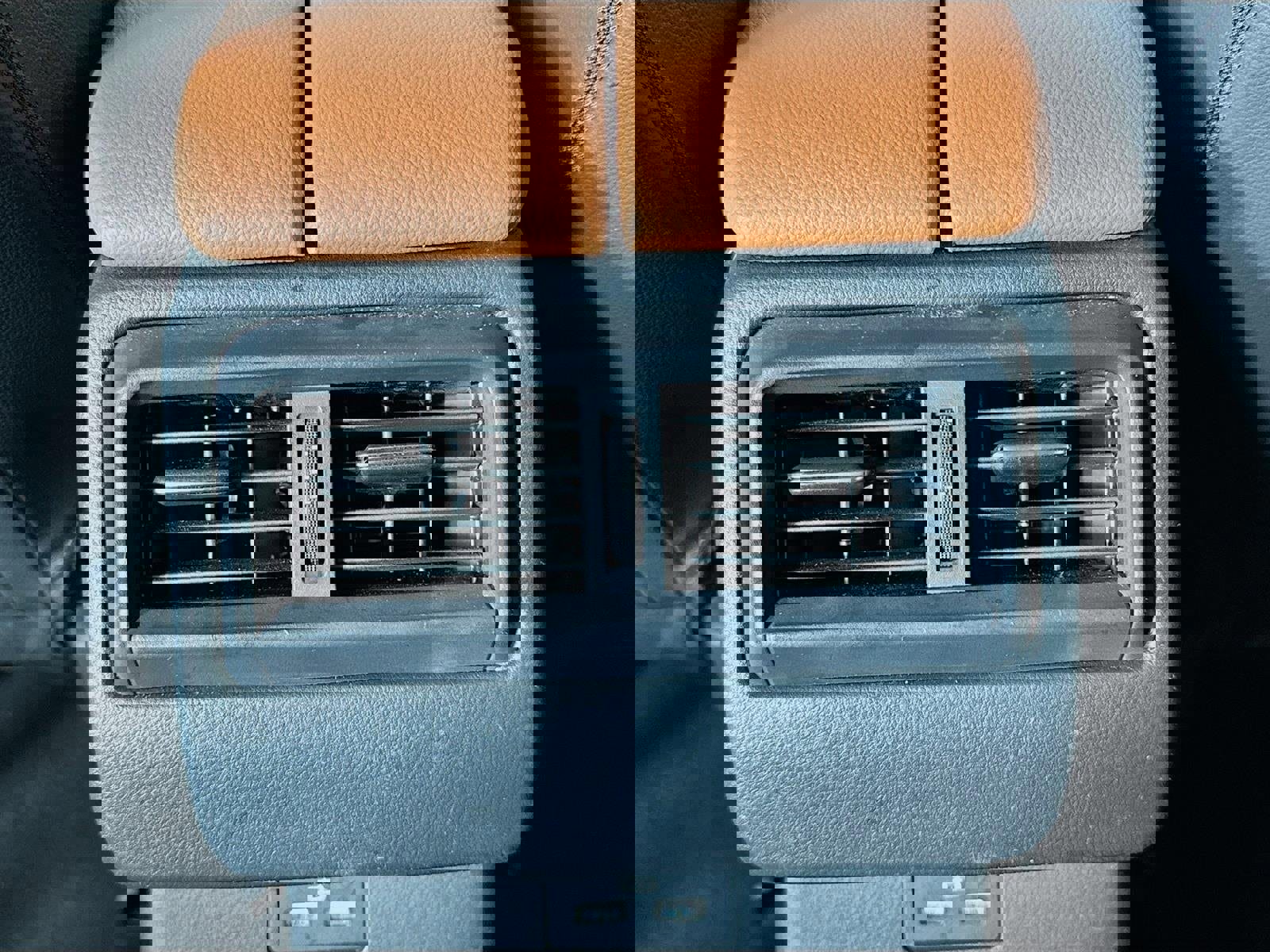 Used 2024 MAZDA CX-50 AWD 2.5 Turbo w/ Cargo Package image 26