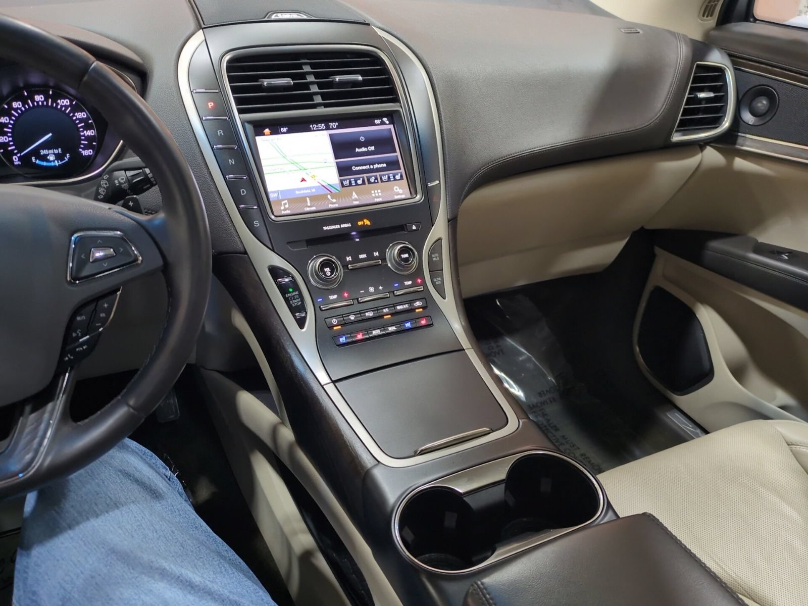 Used 2018 Lincoln MKX Reserve w/ Lincoln MKX Climate Package AWD/4WD image 24