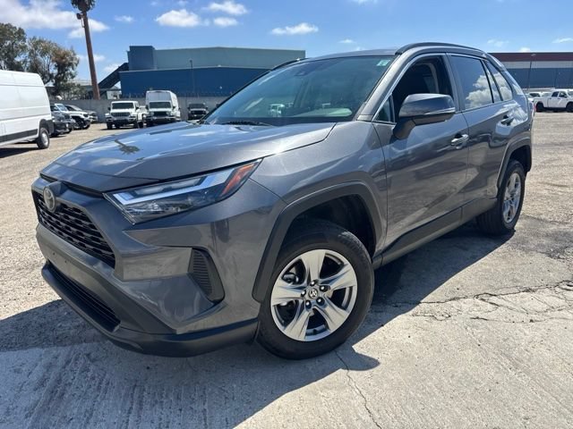 Used 2024 Toyota RAV4 XLE AWD/4WD image 12